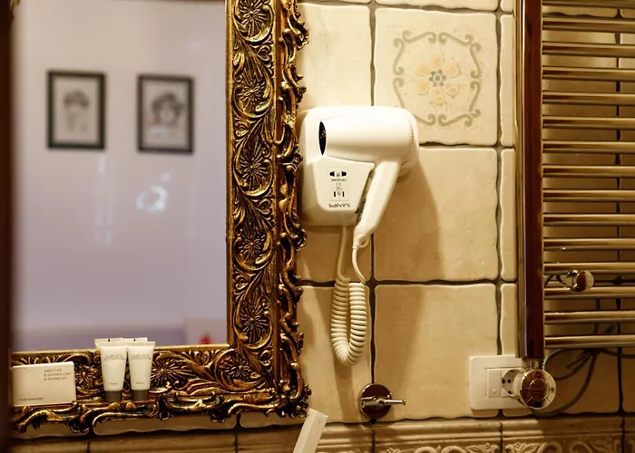 Boutique Musee Hotel *