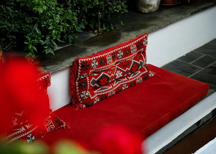 Boutique Musee Hotel *